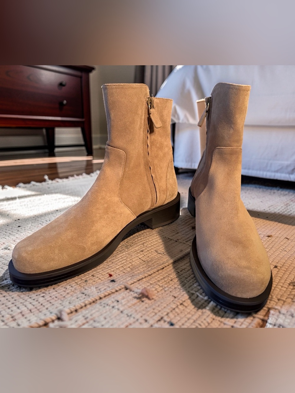 Stewart Weitzman NWT Sz 8.5 Tan Suede Chelsea Style Ankle Boots (SH451)